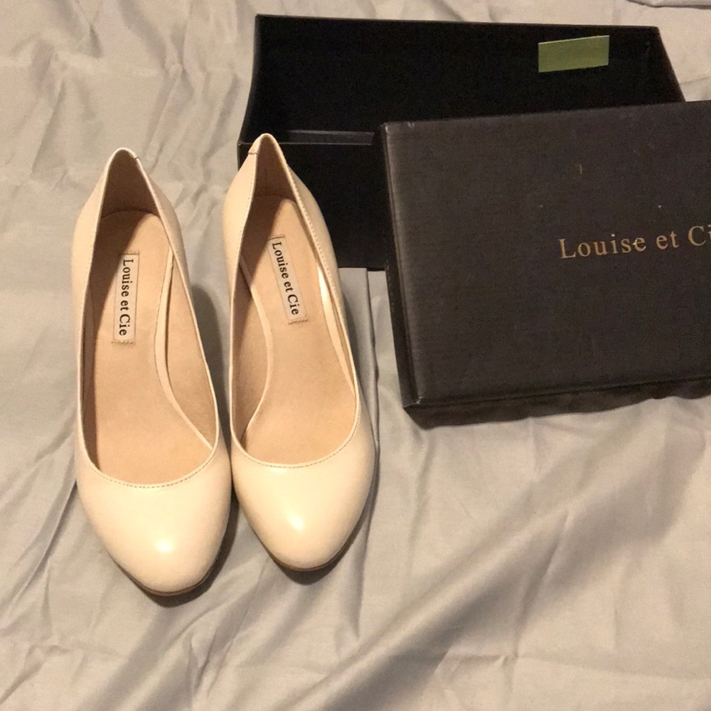 Louise et Cie White Stiletto Heels 👠